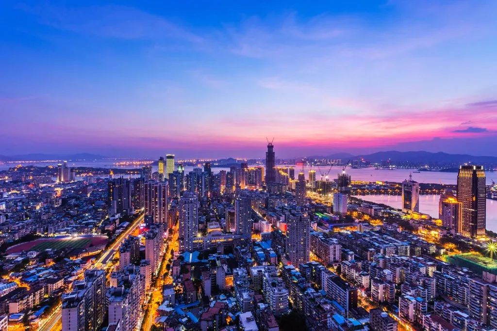 福建的魅力，历史与现代的交织展现风采 🌸