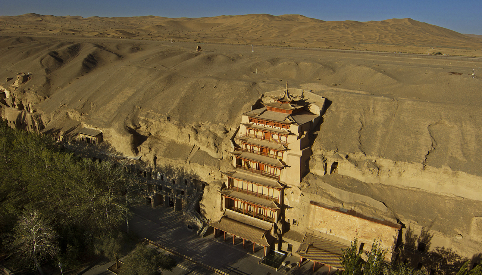 丝路明珠甘肃,千年古韵与现代魅力的交融